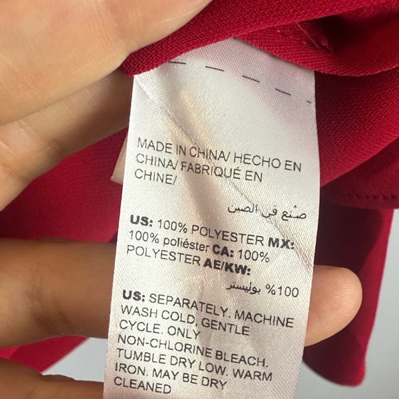 Chico's Vibrant Classic Red Tiered Flare Long Sleeve Blouse Size 8/10 - Picture 8 of 9